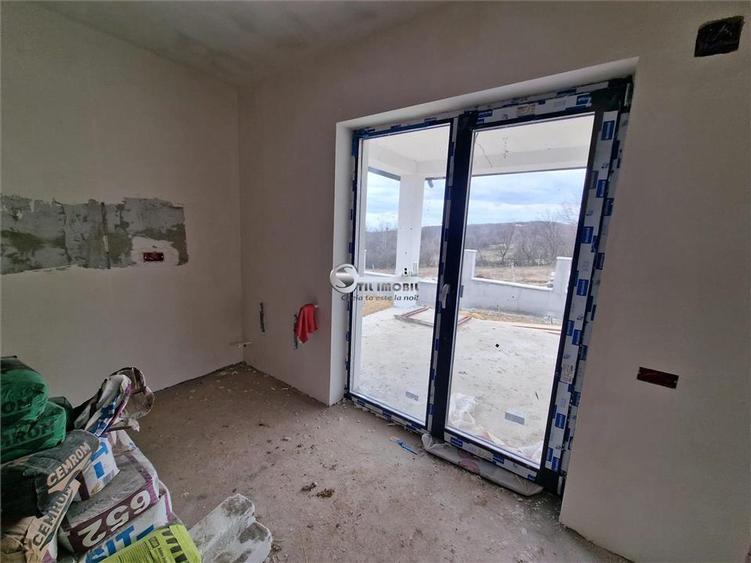 Casa de vanzare I Paun, Barnova I 4 camere, 2 bai I 500 mp teren