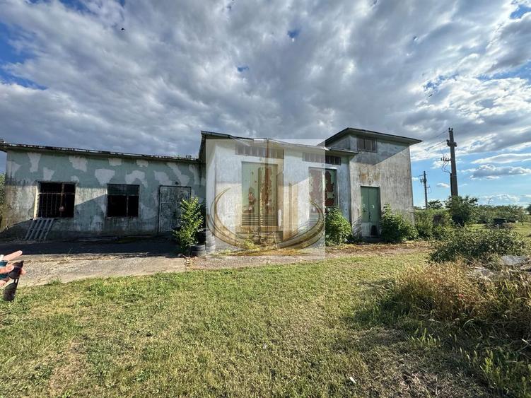 Platformă industrială cu acces E671 | 39.726 mp teren