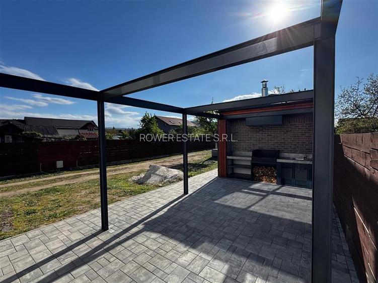 Casa Individuală Parter +Etaj ,166 mp utili, teren 450 mp situata in Somese - 11