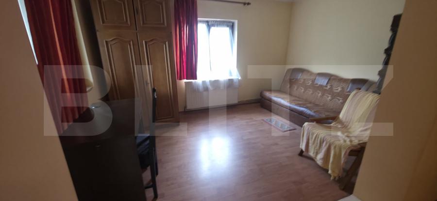 Casa cu 3 camere, curte verde si spatioasa 400 mp,zona Bariera Bucuresti