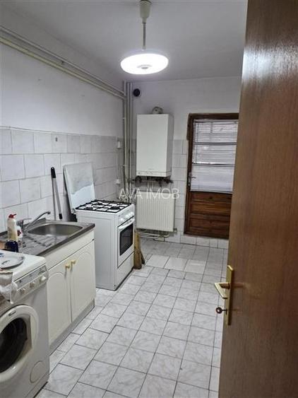 Apartament 2 camere semidecomandat, zona Bistrita Lac - 8