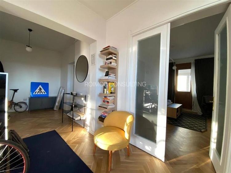 Apartament 2 camere, in vila, spatios, garaj, zona buna! - 3