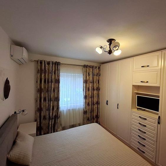 Apartament 4 camere de vânzare Ultracentral etaj 1