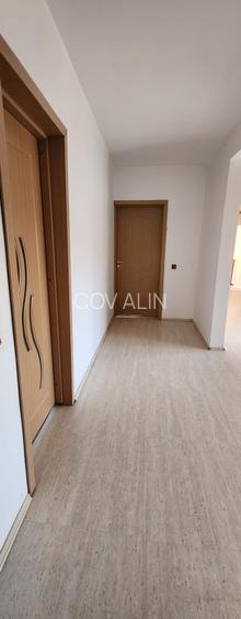 Casa in Ghimbav, 8 camere, S+P+M, SU 300 mp, teren 736 mp, libera la vanzare! - 32