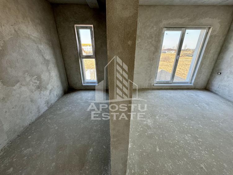Duplex cu 4camere si dressing, despartit prin bai, finisaje la alegere