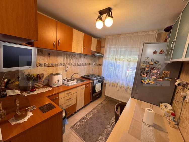 Apartament 2 camere, 38 mp, zona Pieței-Valea Rosie