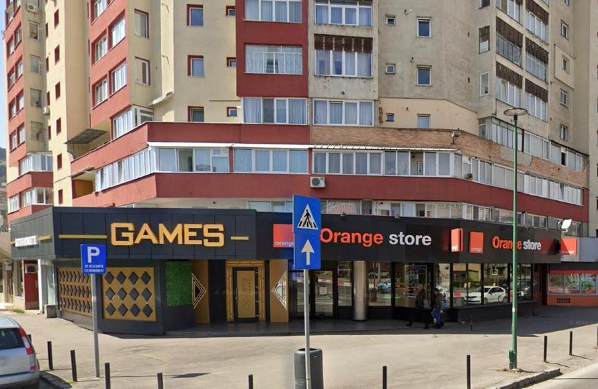 Proprietar INCHIRIEZ spatiu COMERCIAL 110 mp – zona JUDETEAN