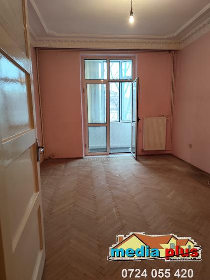 De vânzare apartament 2 camere decomandat – zona centrală, str. Domnească