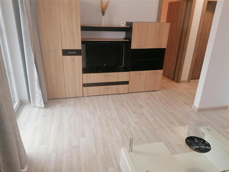 LUX Bloc Nou zona Girocului Termen Scurt