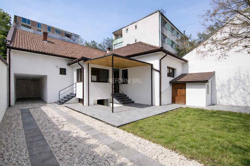 De vânzare casă individuală renovată | Curte proprie | Zona Abator - 2