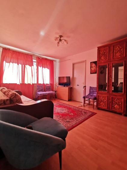 Tomis Nord Cireșica apartament 3 camere +boxa 11,9 mp, mobilat