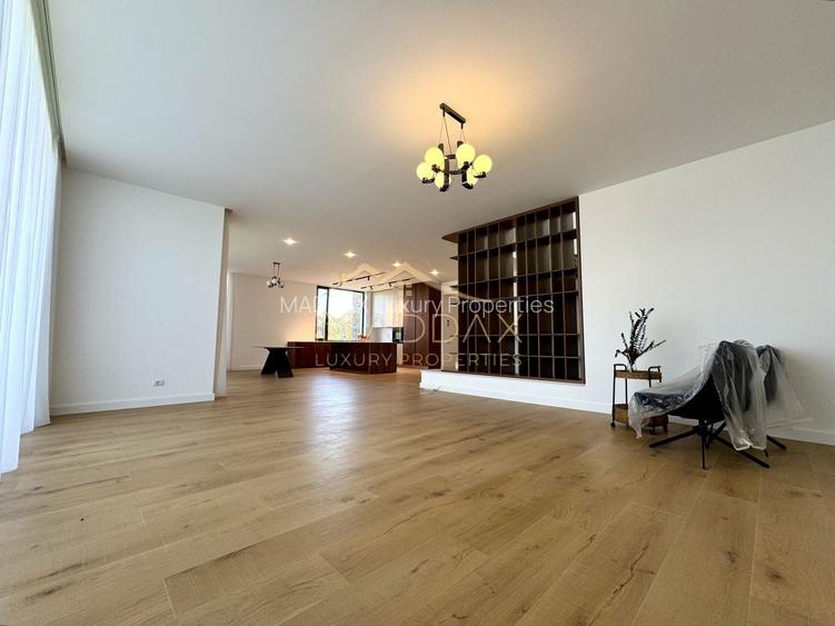 Vila Exclusivista in Mijlocul Naturii *959mp teren*/ 420mpc / Balotesti