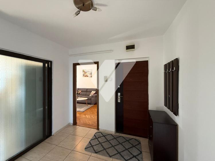 Apartament cu 3 camere 70 mp decomandat de inchiriat zona Vasile Aaron