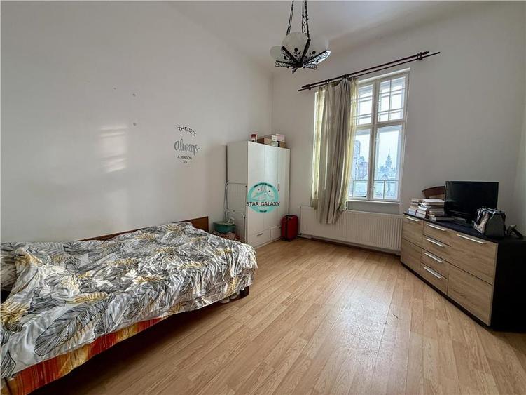 Vanzare apartament - 2 camere - impartit in 2 garsoniere in Centru