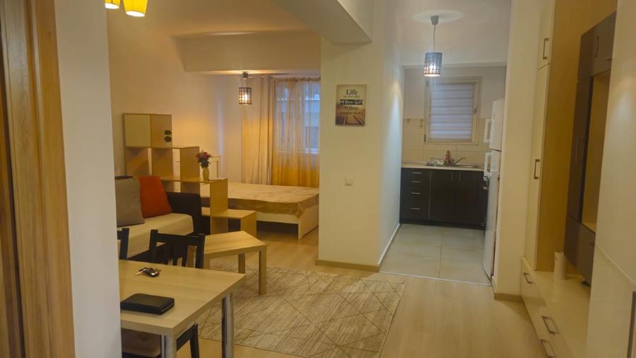 Garsoniera lux, in bloc nou, de inchiriat. Modern , complet mobilata si utilata.