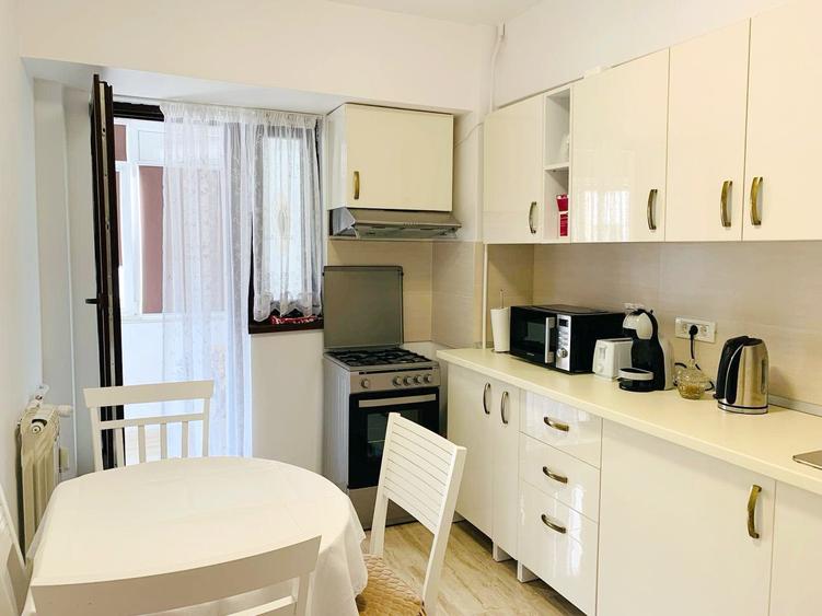 Apartament de vanzare Piata Victoriei Titulescu, parc Kiseleff si metrou la 450m