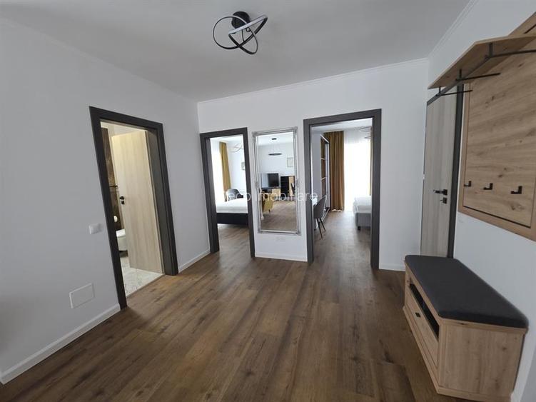 Apartament cu 3 camere lux zona La Terenuri - 8