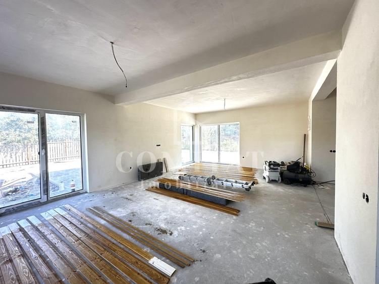 Duplex | Zona str Florilor-Floresti | 2 Locuri de parcare