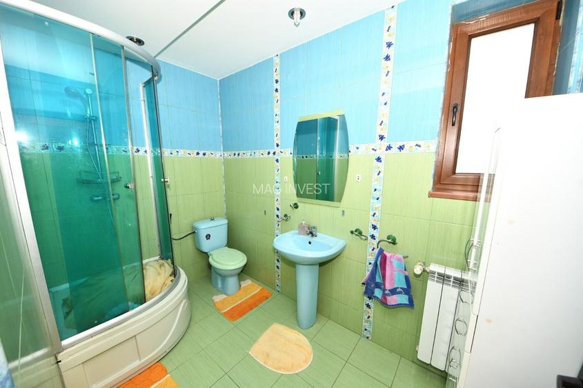 Vila spatioasa, pretabil pentru locuit/clinica, zona Micro 17 – Galati - 51