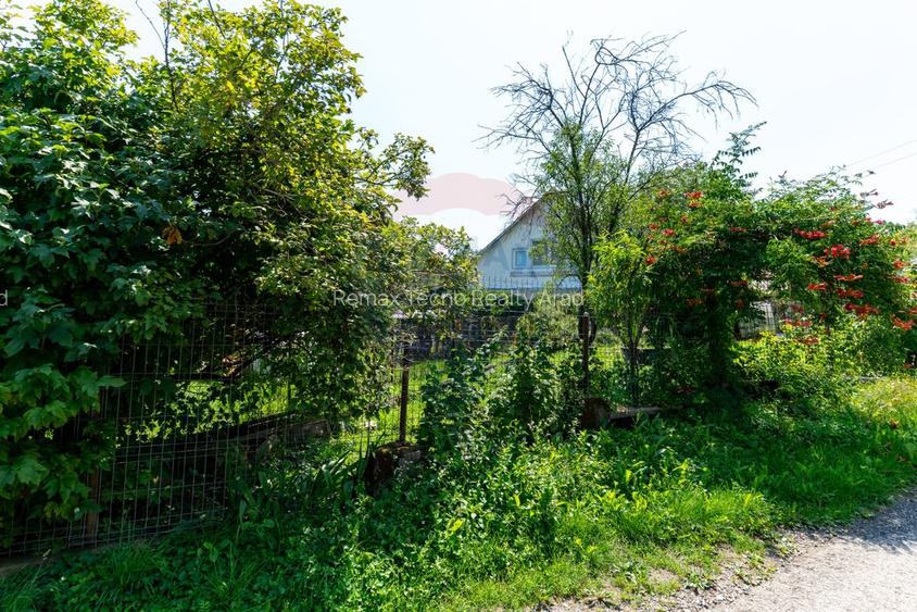 Casă  cu 10 camere in 2 corpuri de cladire (se pot vinde separat) - 36
