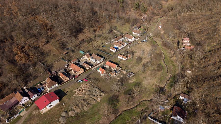 Casă cu teren de 284mp in Șoimoș