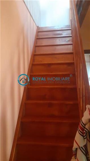 Royal Imobiliare - Vanzare Casa de Vacanta zona Pacureti