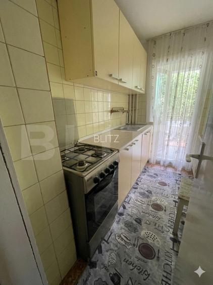 Apartament 2 camere decomandate, zonă foarte bună – ideal locuit sau investiție - 3