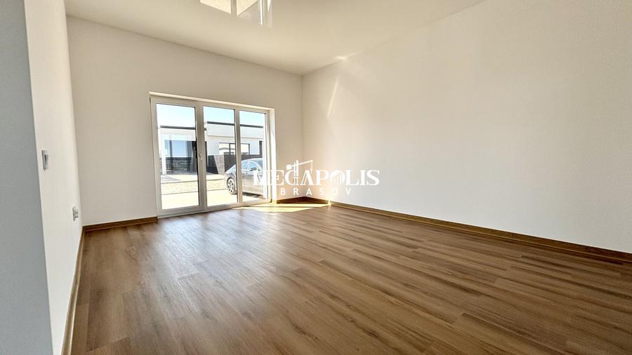 Casă 4 Camere | Parter | Drum Asfaltat | Intabulată | Credit | Izvor