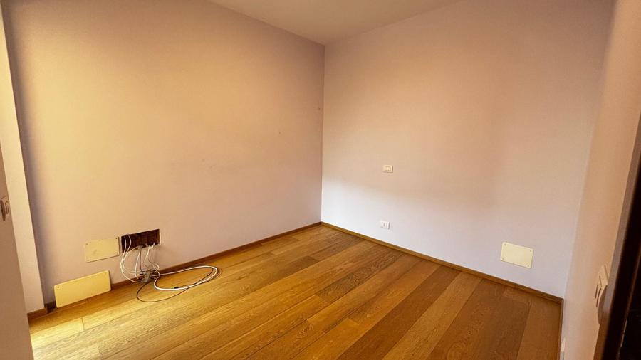 VANZARE VILA TIP DUPLEX - MOBILATA SI UTILATA - ZONA MIHAI BRAVU