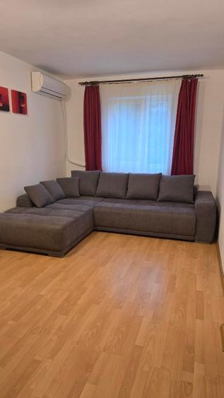 Apartament 2 camere, strada Hortensiei, etaj 2