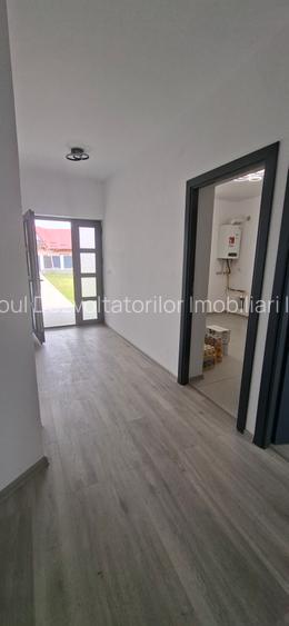 Casa cu 3 camere 80 mp, teren 650 mp, gazon, centru Holboca - 7