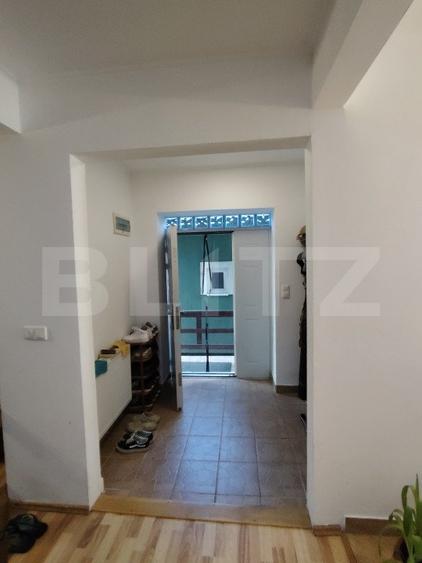 Casa deosebita cu 3 camere si spatiu comercial in Sangeorgiu de Mures
