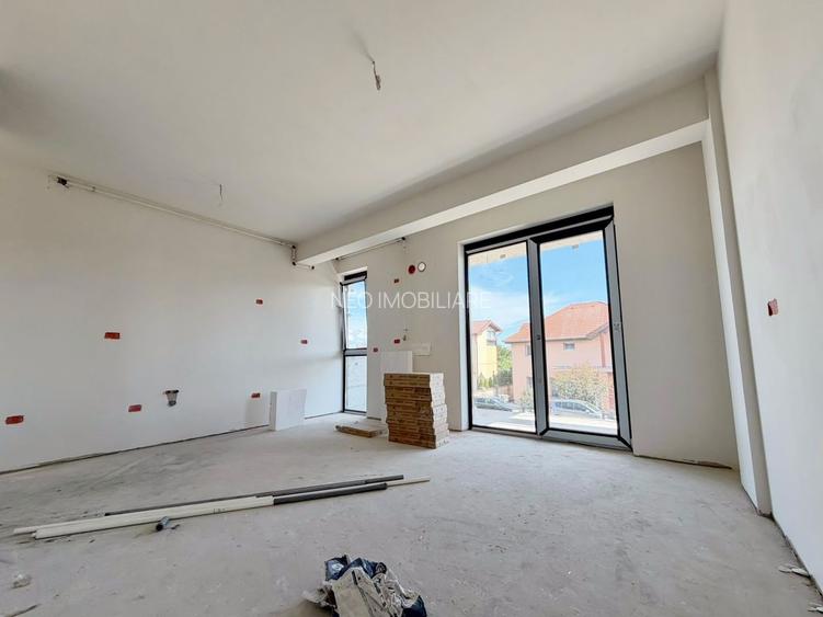 Apartament 4 Cam, 2 bai, terasa 40mp -Bloc Nou- Zona Plopi-Comision 0% - 6