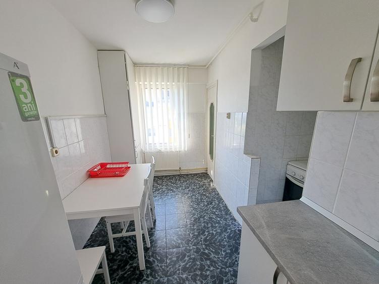 Inchiriez apartament 2 camere, tg. Mures, Tudor, zona Fortuna