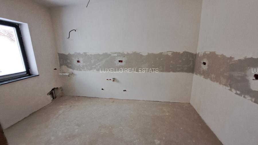 VILA SUPERBA CU 5 CAMERE AMPLASATA IDEAL - 21