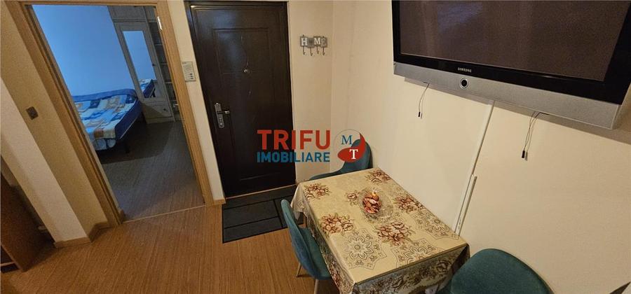 Apartament de vanzare cu 2 camere etaj 2 zona Piata Cetate