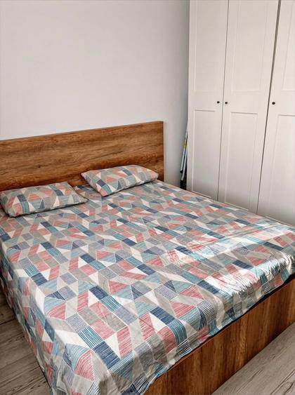Apartament 3 camere, zona Crangasi / loc de parcare + centrala proprie