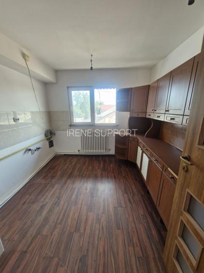 Vila 8 camere plus Hala pe DN1 Saftica/1500mp teren/Ideal Business/Investitie - 17
