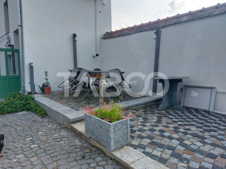 Casa de vanzare 3 camere 2 bucatarii 3 bai teren 340 mp Cisnadie - 37