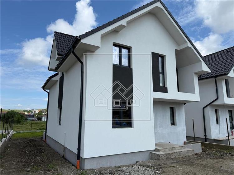 Casa in Sibiu - Sura Mare - 5 camere - teren 340 mp