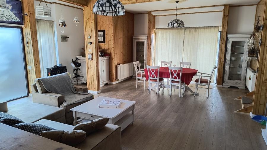 Vila de vanzare Valea Doftanei- Brebu - Campina