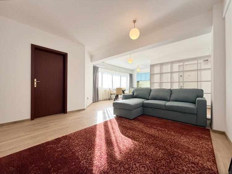 Inchiriere Apartament 2 camere, strada Bucuresti, zona Farmec, garaj
