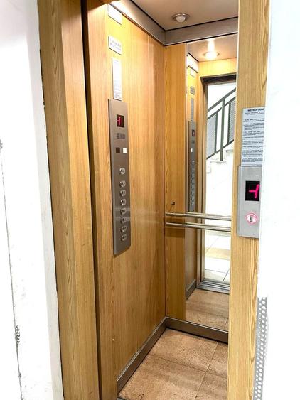 2 camere decomandat, 59 mp + balcon 24 mp, etaj 1, zona Trifoiului