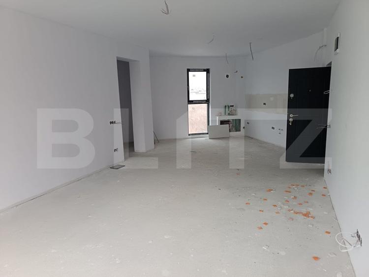 Apartament 3 camere, 75 mp, boxa si loc de parcare incluse in pret, 2024.