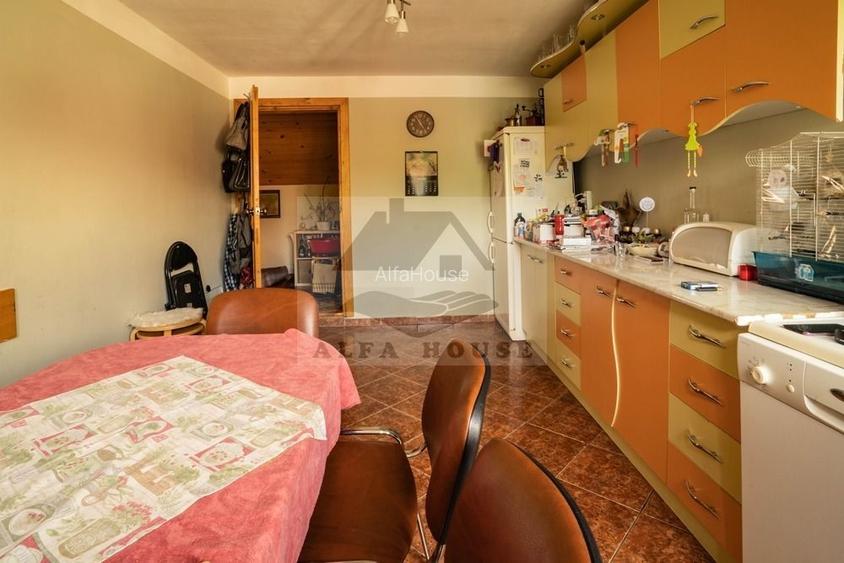 Casa individuala Sacele, 250 mp + 40 mp garaj + 556 mp curte - 10
