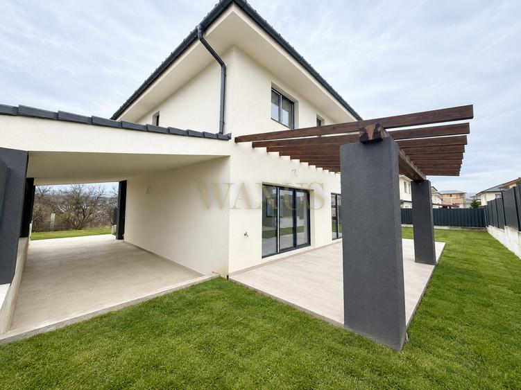 Casă Moderna de vânzare în Dezmir - SU 120MP I ST 500MP I 4 Camere