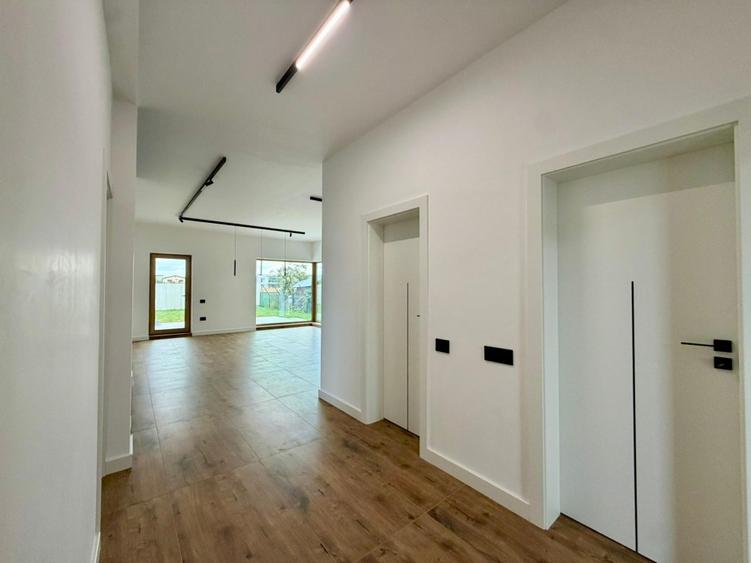 Vila individuala de vanzare p+1 Corbeanca/Petresti