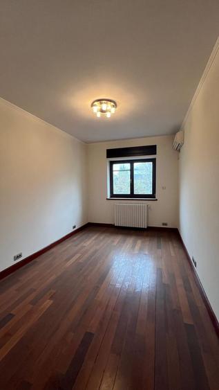Vila cu teren 652 mp | Romatsa