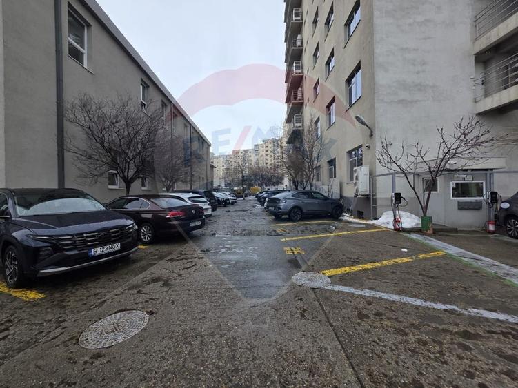 DE VÂNZARE Spațiu de birouri 1,780mp în zona 13 Septembrie