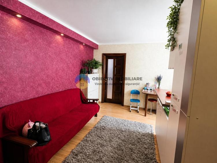 Apartament 2 camere - Maratei , etaj 3 in apropiere de scoala nr.2 -Piatra Neamt